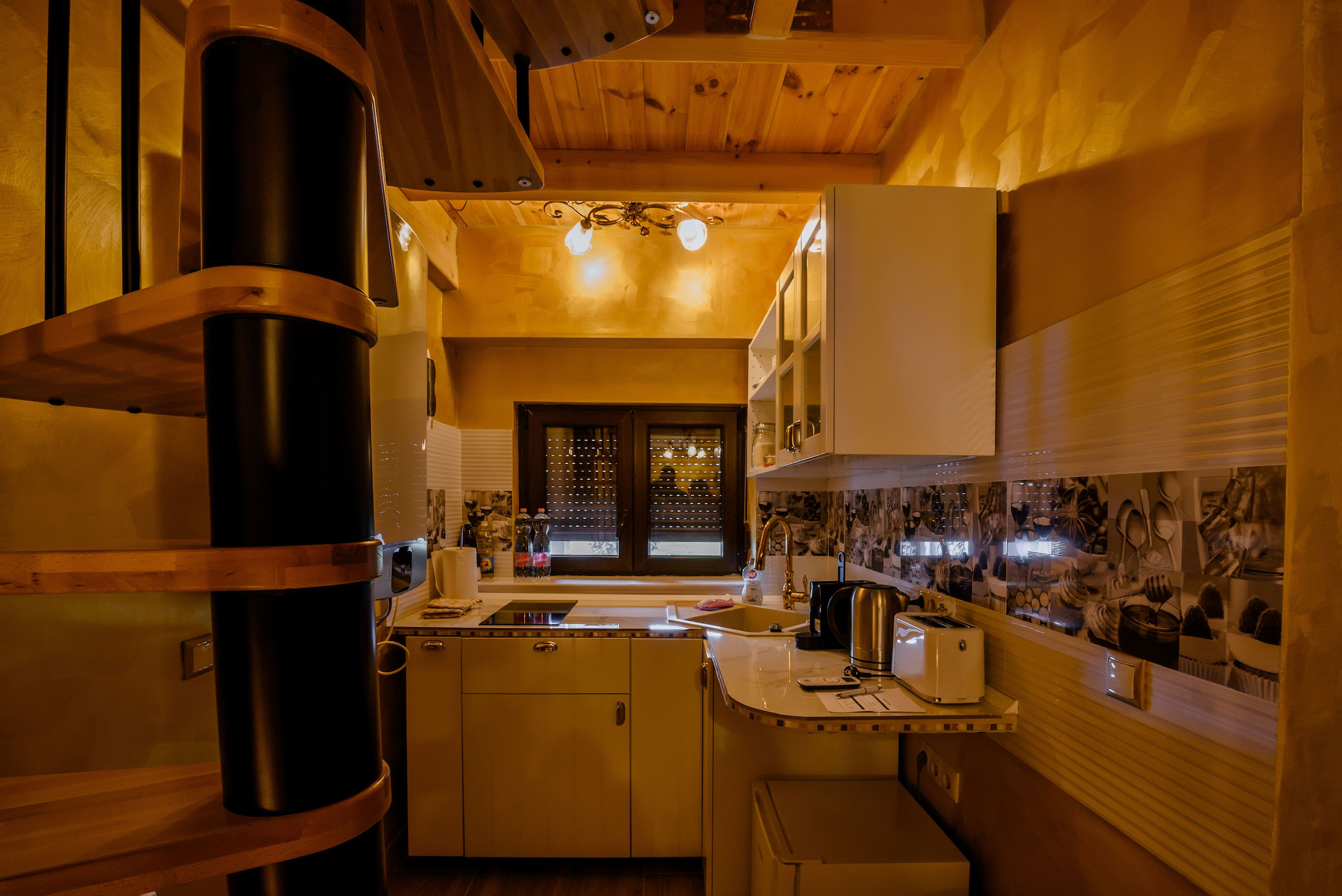 BorPincHáz kitchen