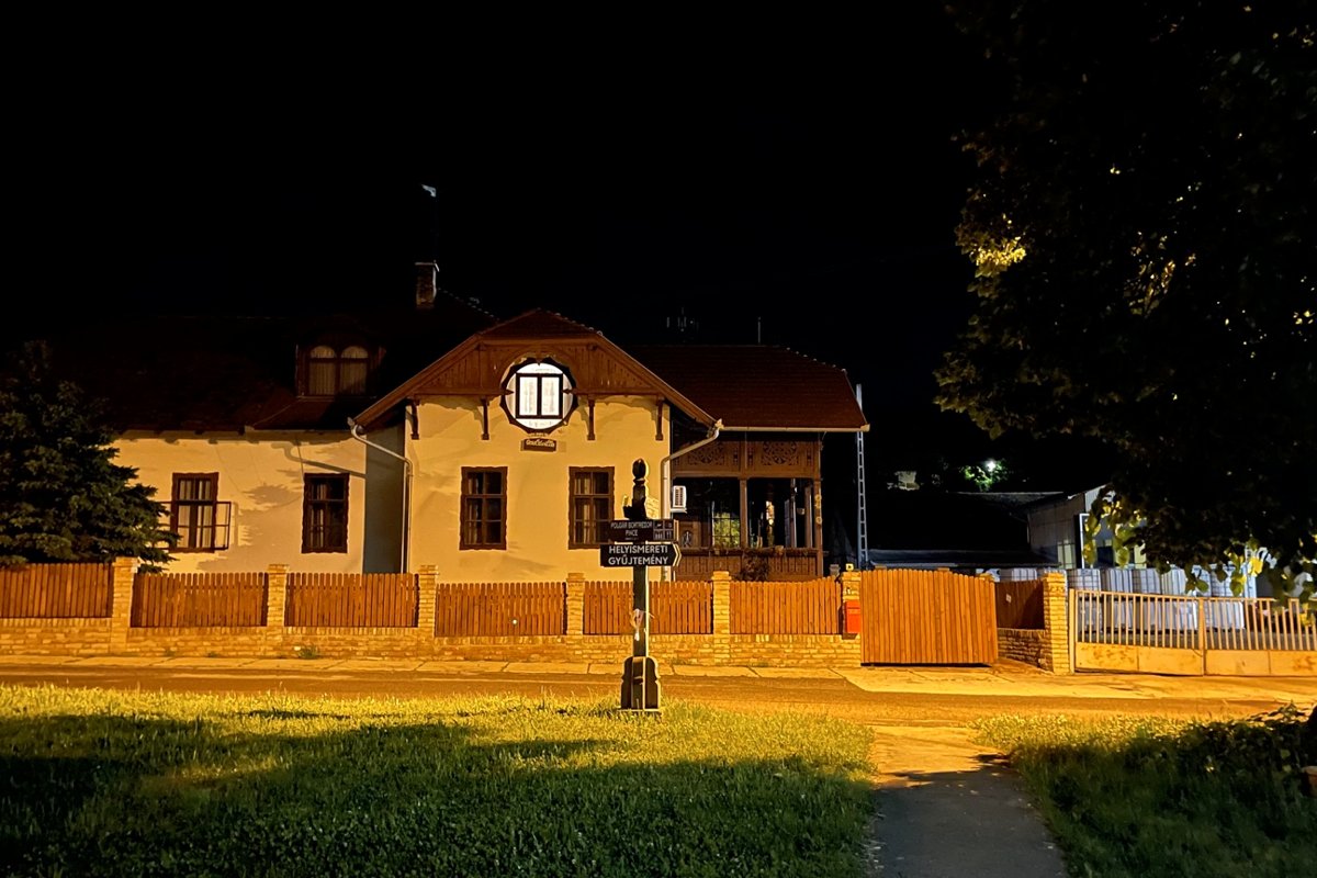 GouldVilla At Night